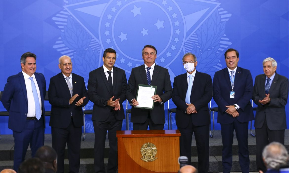 O governo federal lança o Novo Marco de Garantias em cerimônia no Palácio do Planalto com a presença do presidente Jair Bolsonaro (Foto: Marcelo Camargo/ Agência Brasil)